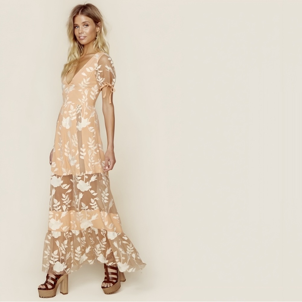For Love and Lemons | Embroidered Plunge Mia Maxi Dress | Blush Peach Size S - Picture 3 of 14